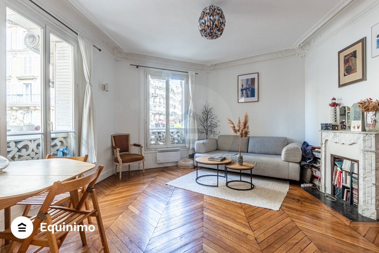Appartement de 64m2, situé rue du Faubourg Poissonnière à 190m du métro Poissonnière