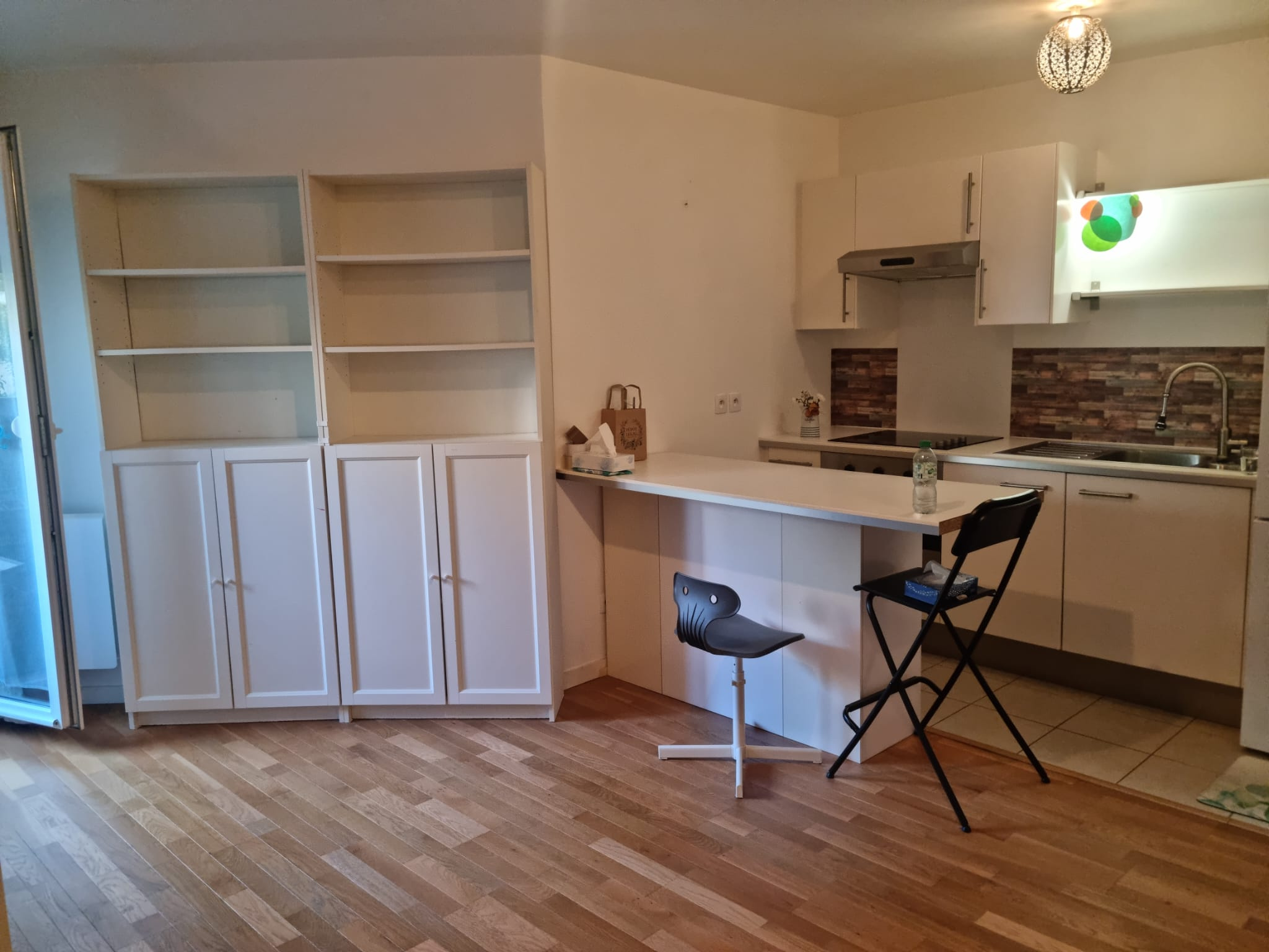 2 pièces meublé 93 rue des fusillés de la résistance Suresnes
