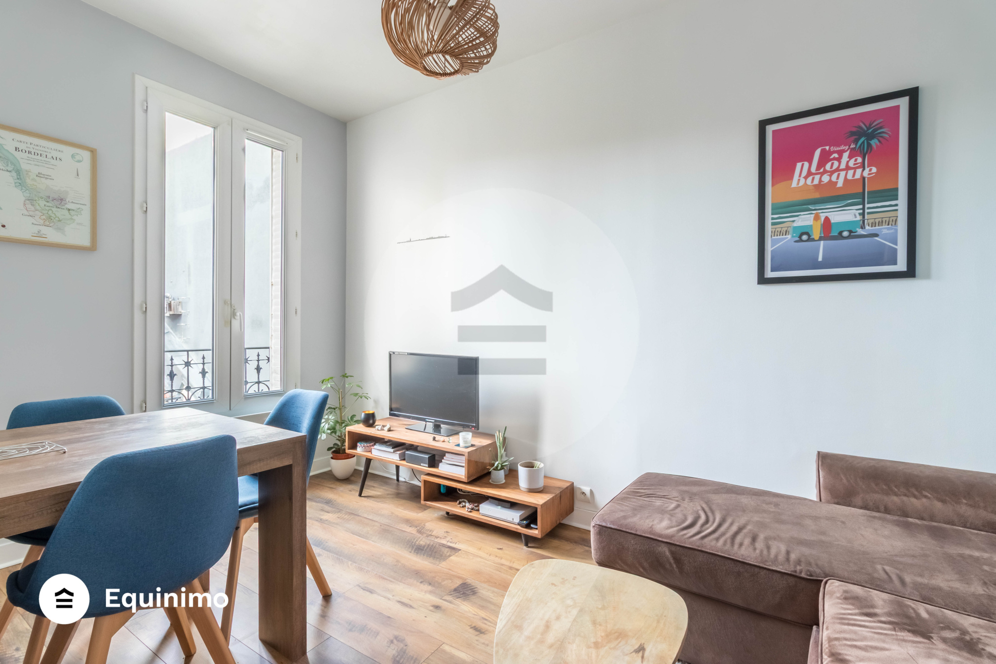 Appartement duplex situé au dernier étage de 3 pièces 2 chambres de 48,25m2 au sol.